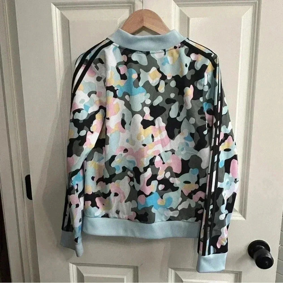 GUC Adidas XL size 16 girls 3-stripe jacket in a fun colorful camo. Athletic - Picture 7 of 16